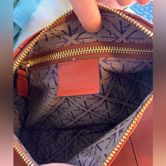 *BRAND NEW* | MANU Atelier Cylinder Bag (Redbole) Burgundy - Picture 5 of 5